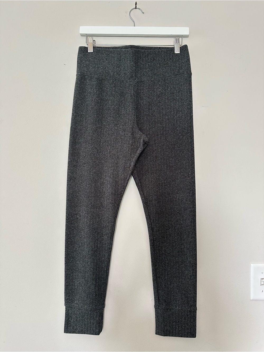 LOFT Gray Herringbone Knit Lounge Leggings